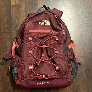 WOMENS NORTH FACE BACKPACK
